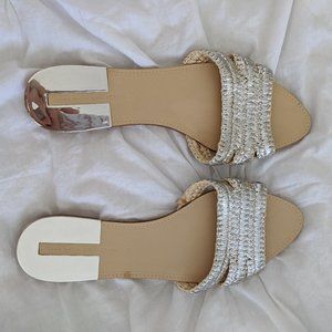 Zara silver raffia flat sandal 7.5/38 like new